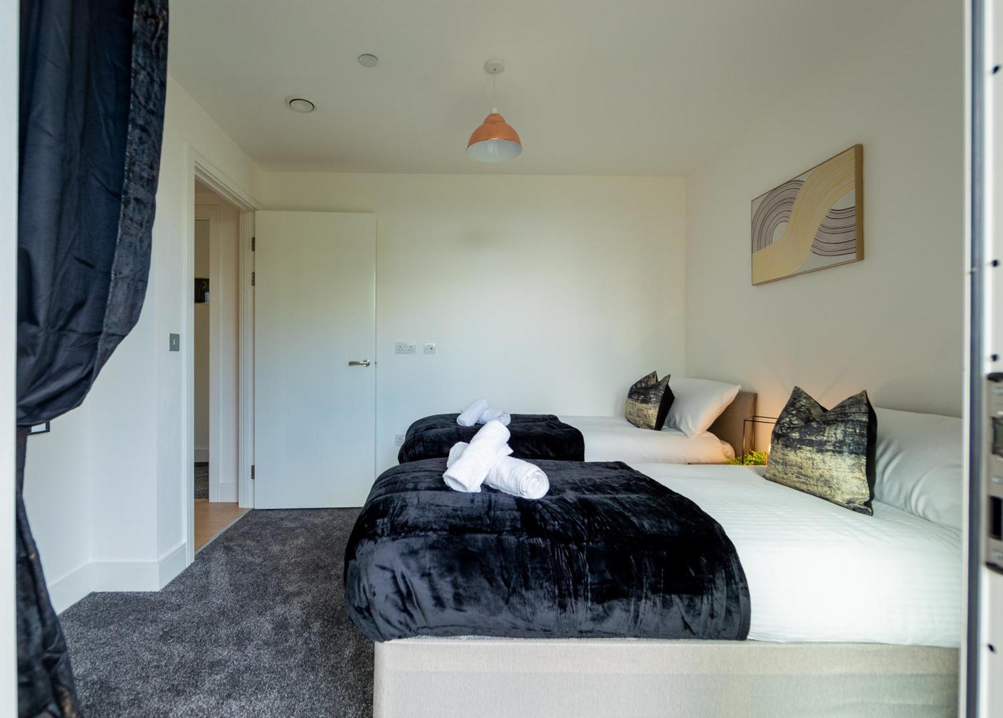Travard Apartments Yiewsley Εξωτερικό φωτογραφία