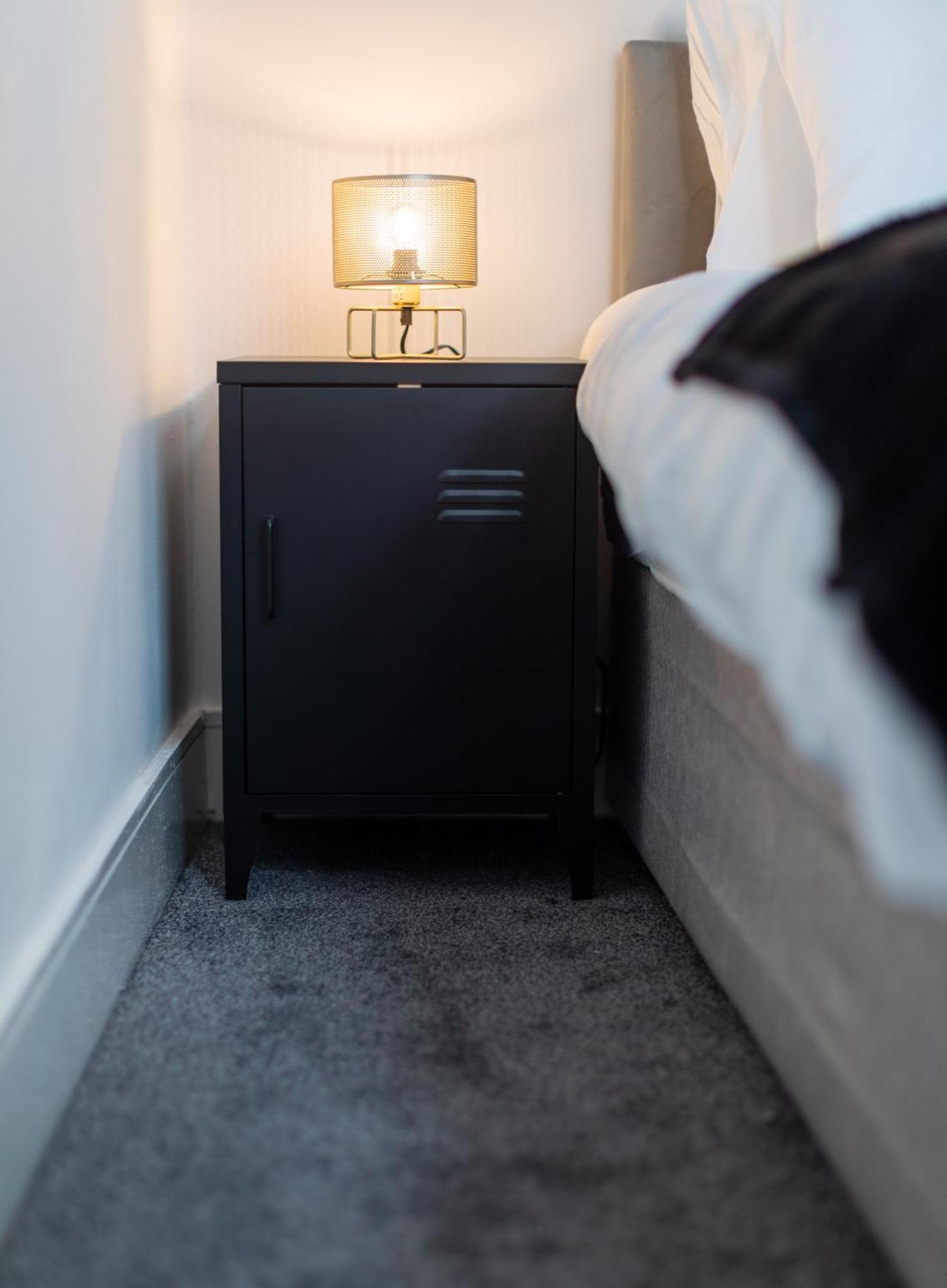Travard Apartments Yiewsley Εξωτερικό φωτογραφία
