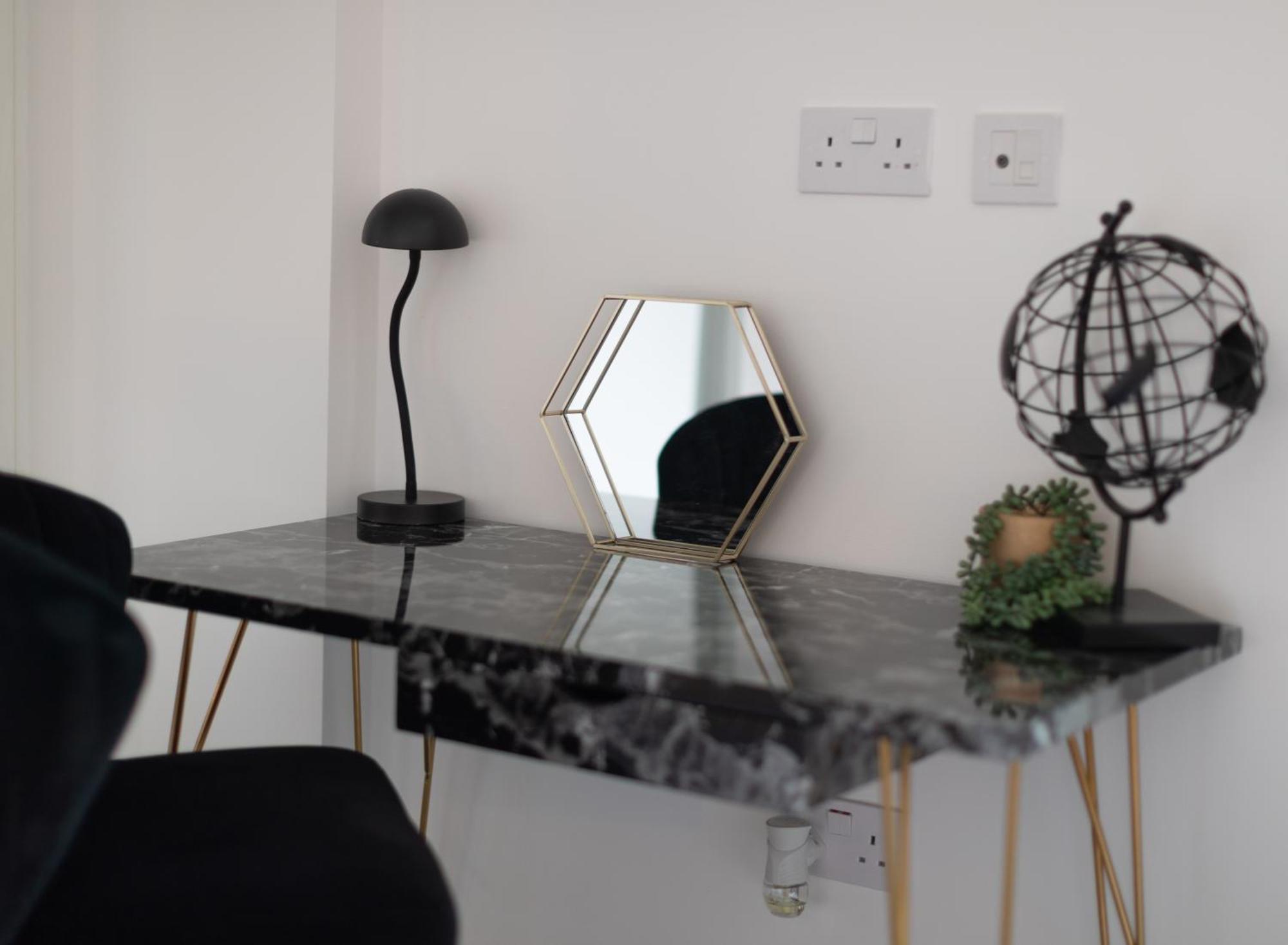 Travard Apartments Yiewsley Εξωτερικό φωτογραφία